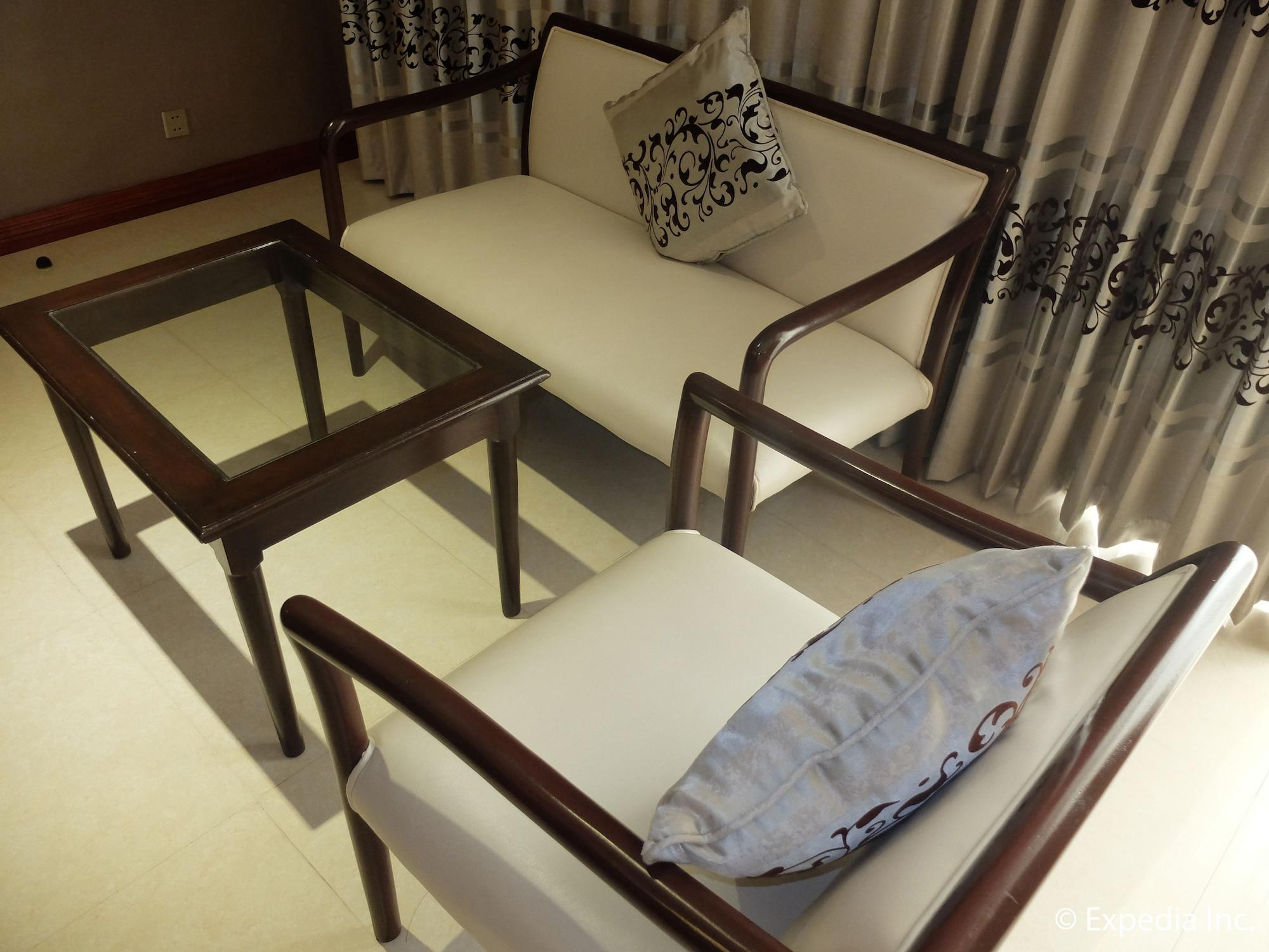 Central Park Tower Resort Анхелес Екстериор снимка