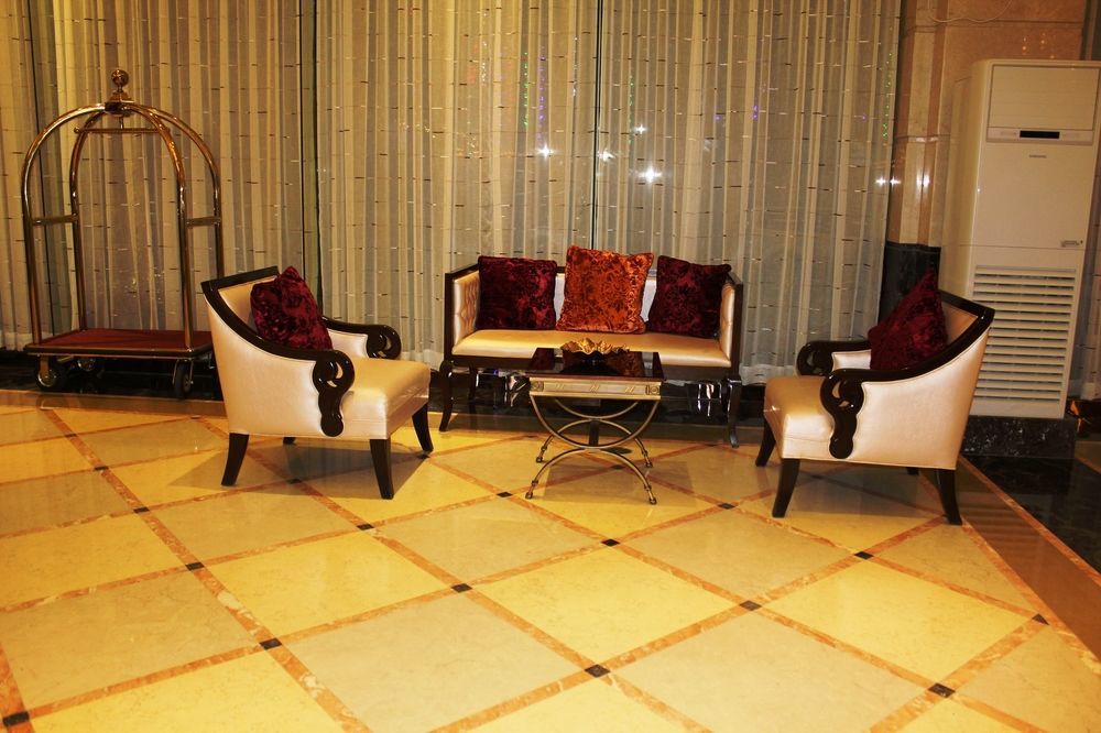 Central Park Tower Resort Анхелес Екстериор снимка