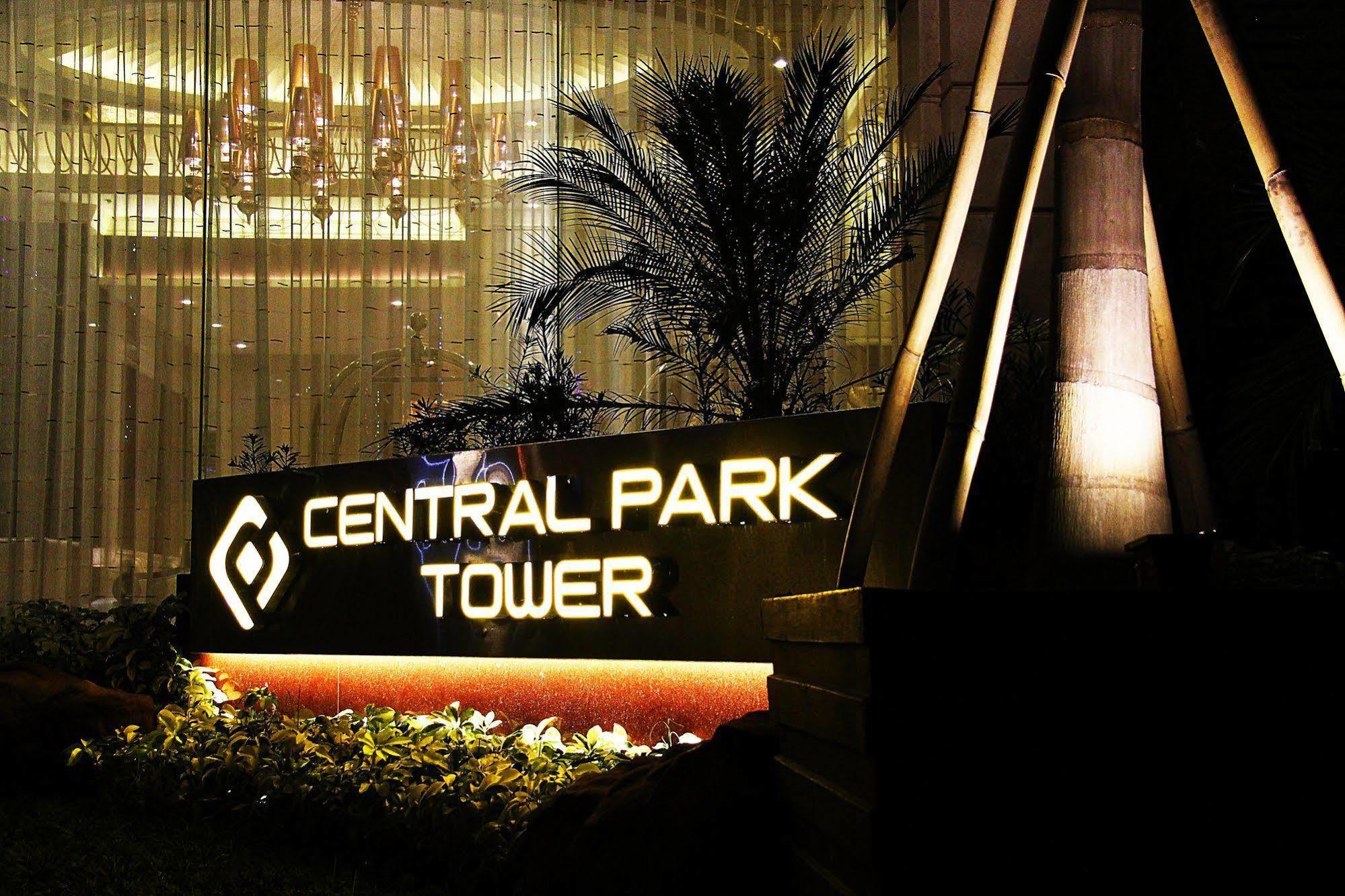 Central Park Tower Resort Анхелес Екстериор снимка